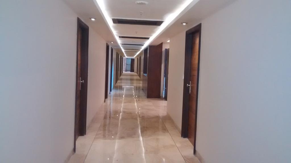 Wingston A Treehouse Hotel Goverdhan Radha Kund Dış mekan fotoğraf